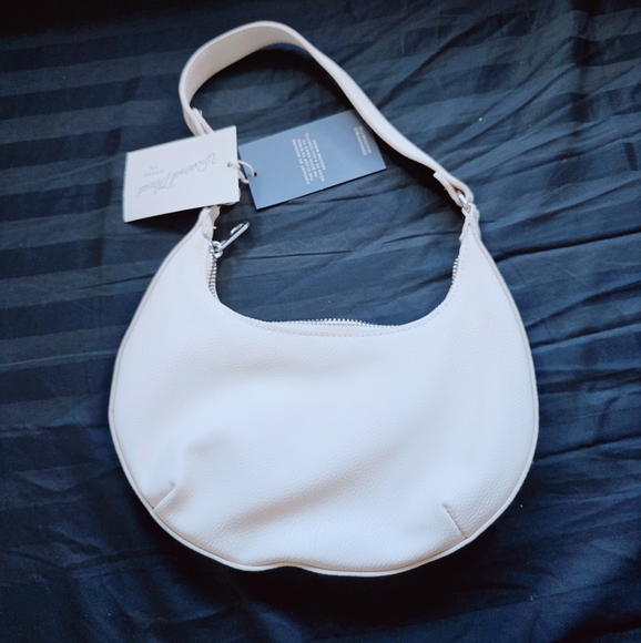 Universal Thread Cream Shoulder Bag - Picture 2 of 2